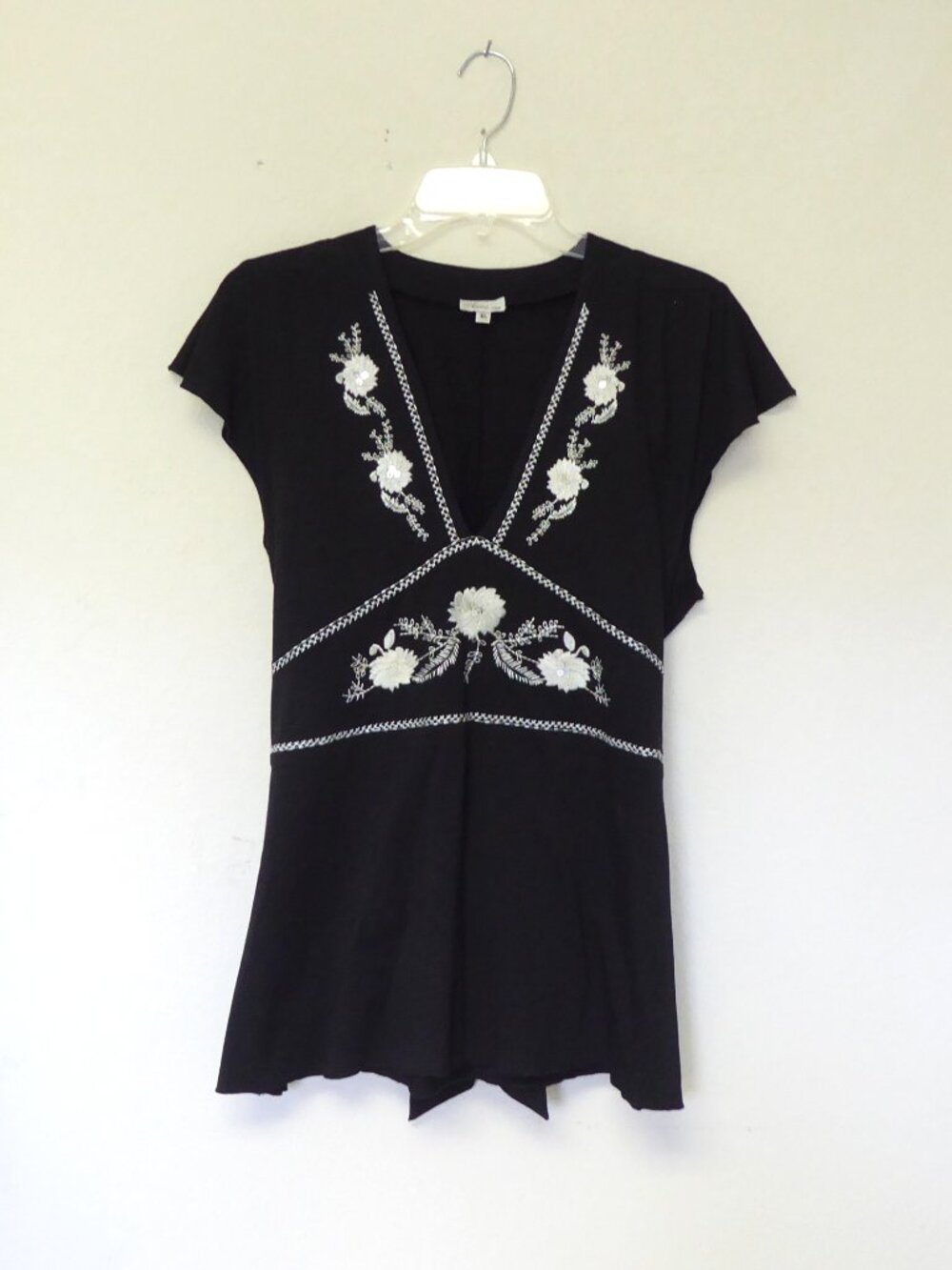 2000s Y2K Vintage Anna usa black white embroidered flower kimono style top 1X